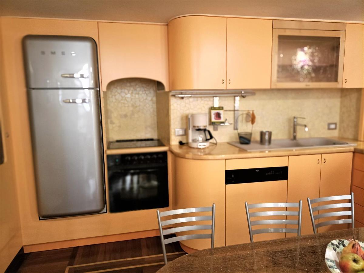 Casa Alexandra In Centro E A Pochi Passi Dal Mare Apartment Imperia Ngoại thất bức ảnh
